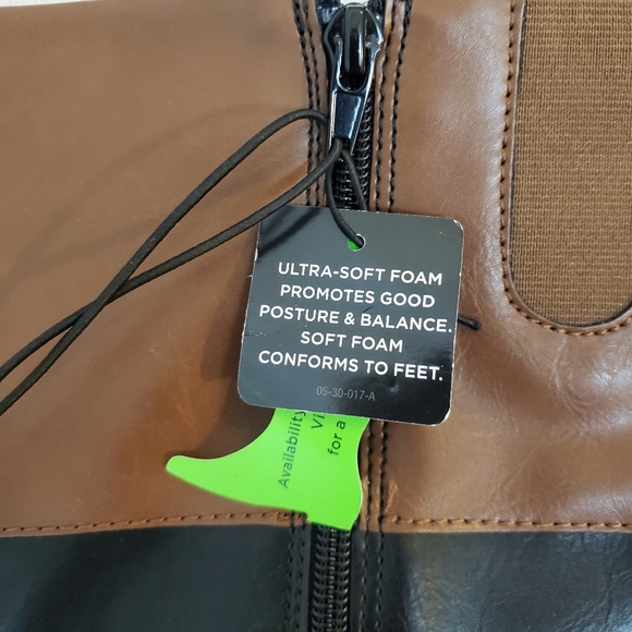 ❗SOLD❗Arizona Jean Co. 9M Black/Brown Boots - Picture 7 of 7